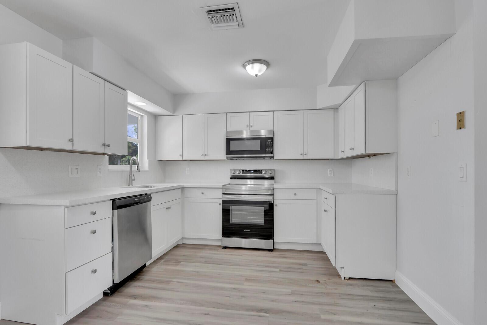 RIVER PARK UNIT 3 - Residential