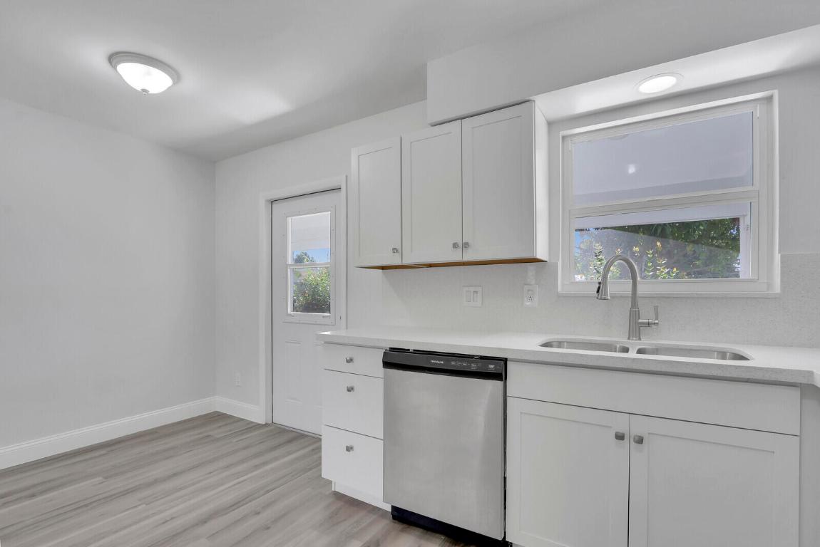 RIVER PARK UNIT 3 - Residential