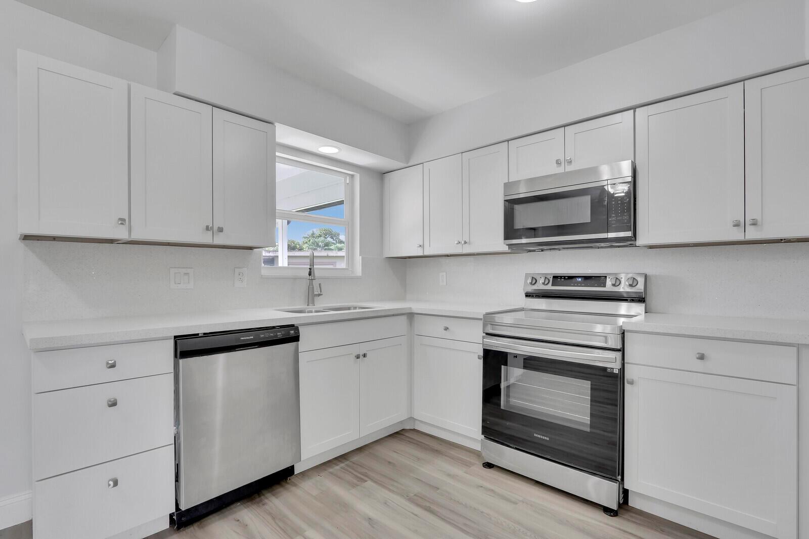 RIVER PARK UNIT 3 - Residential