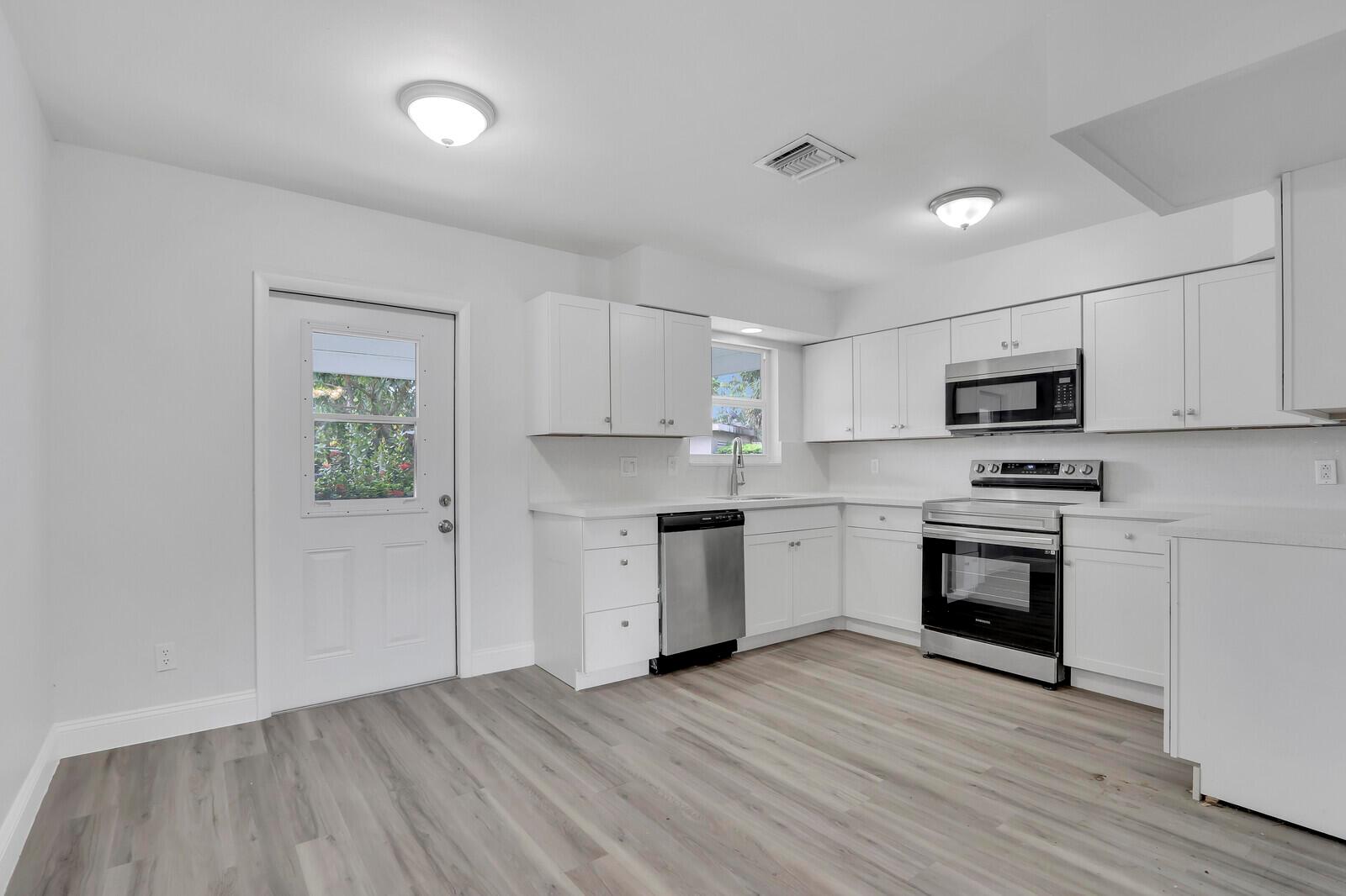 RIVER PARK UNIT 3 - Residential