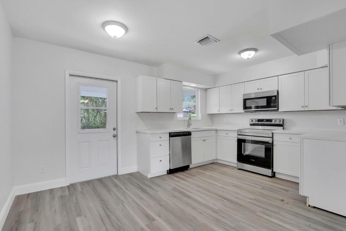 RIVER PARK UNIT 3 - Residential