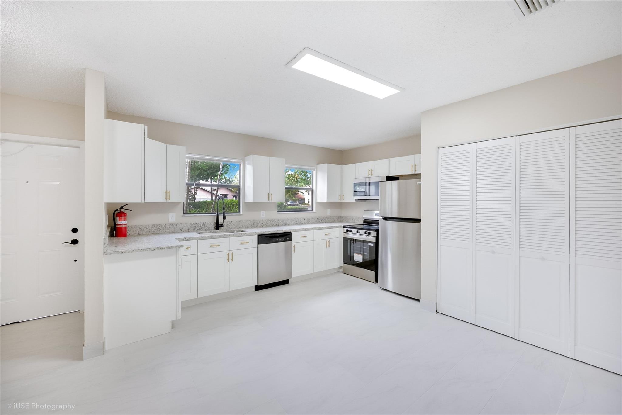 Glenwood Sub 69-33 B - Residential Lease