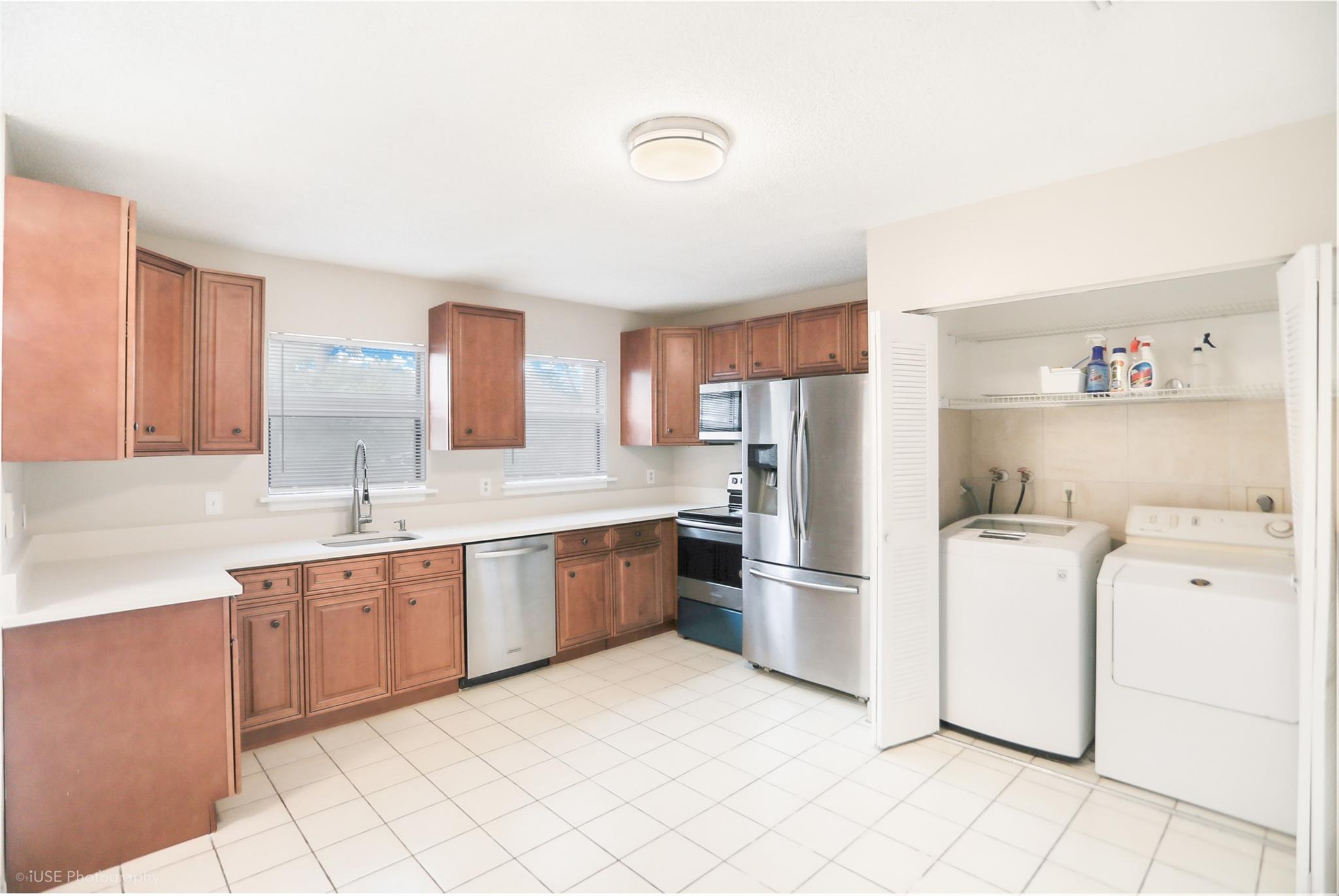 Glenwood Sub 69-33 B - Residential Lease