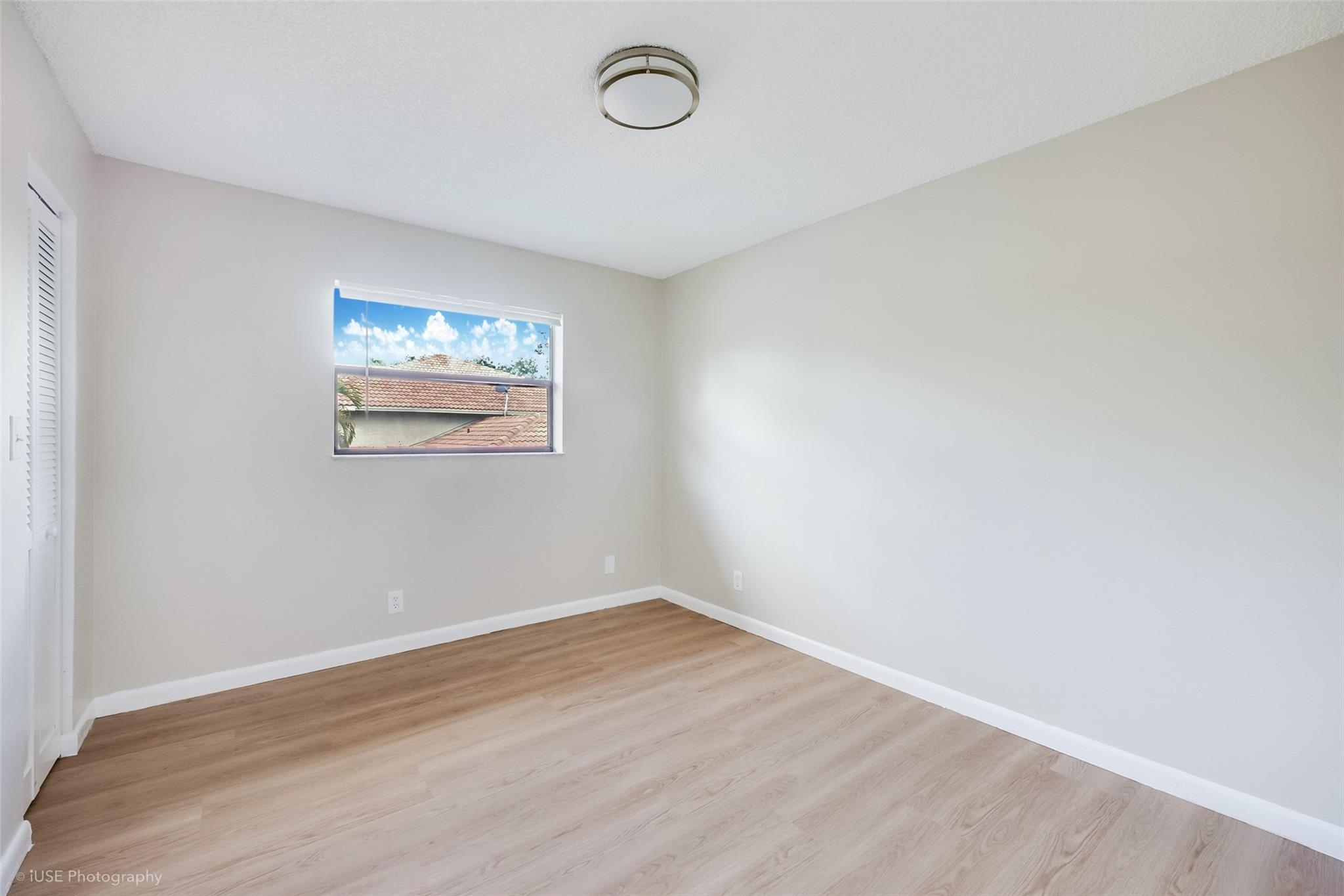 Glenwood Sub 69-33 B - Residential Lease