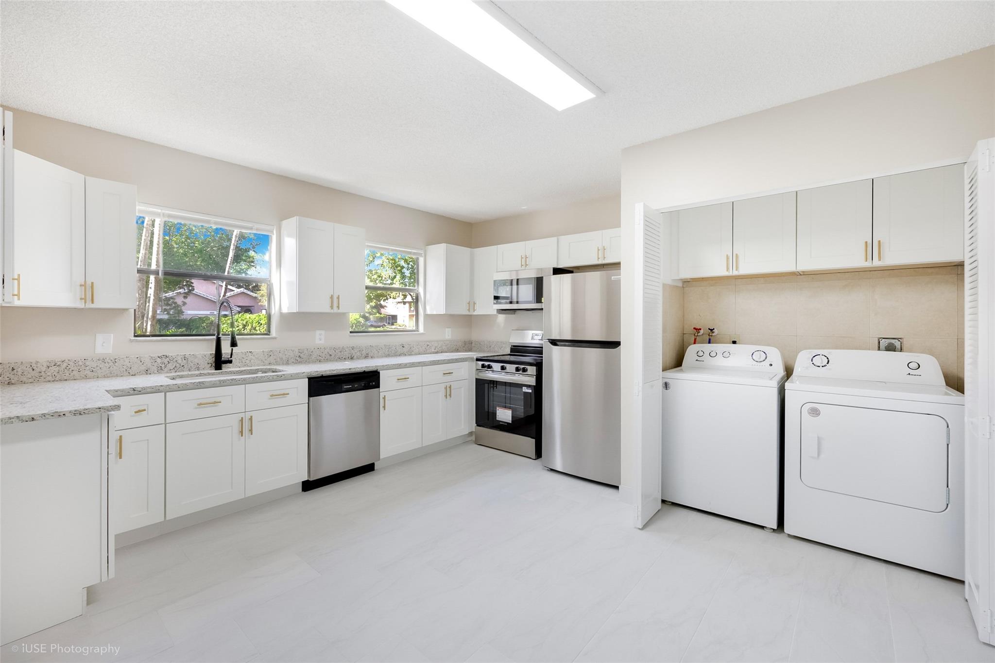 Glenwood Sub 69-33 B - Residential Lease