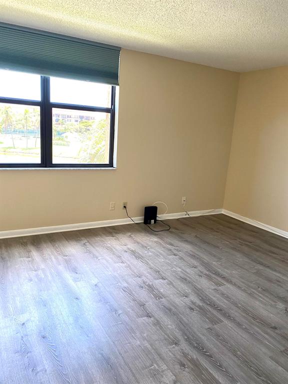 LAVERS DELRAY RACQUET CLU - Residential