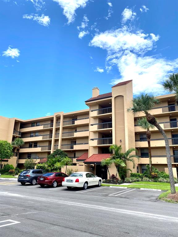 LAVERS DELRAY RACQUET CLU - Residential