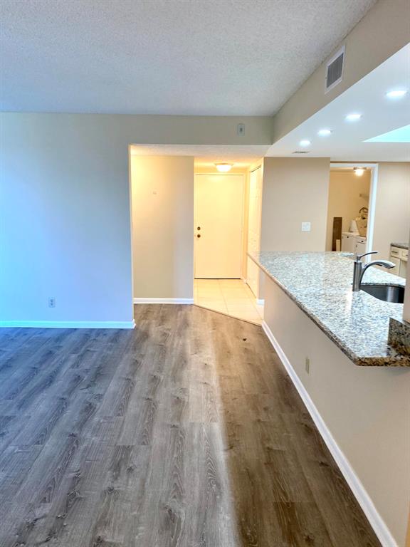 LAVERS DELRAY RACQUET CLU - Residential