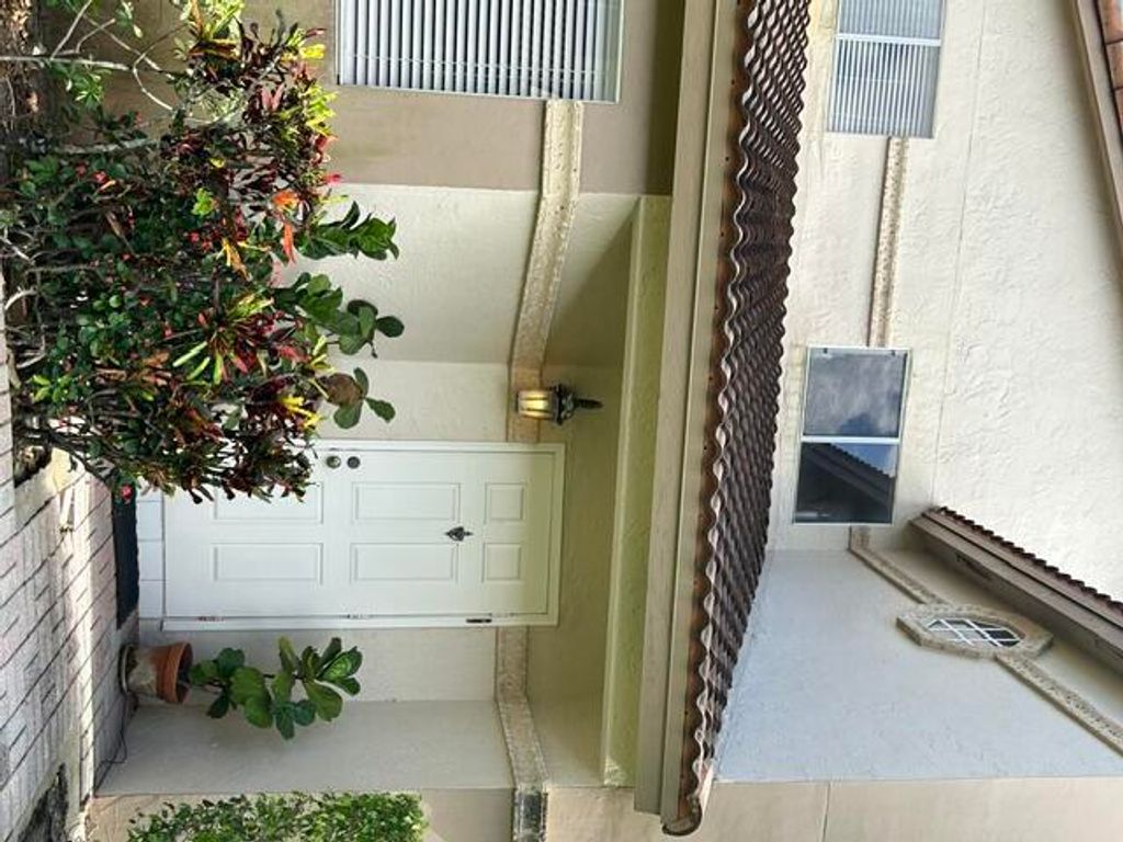 Photo of 6754 Via Regina, Boca Raton, FL 33433 (MLS # B26038045)