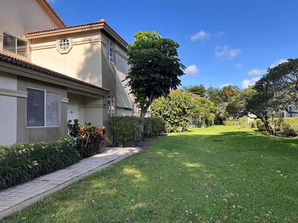 Photo of 6754 Via Regina, Boca Raton, FL 33433 (MLS # B26038045)