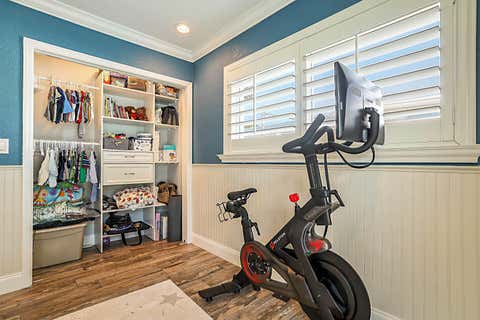 Tiny photo for 2620 NE 53rd Street, Lighthouse Point, FL 33064 (MLS # B26043790)