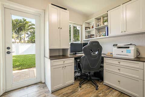 Tiny photo for 2620 NE 53rd Street, Lighthouse Point, FL 33064 (MLS # B26043790)
