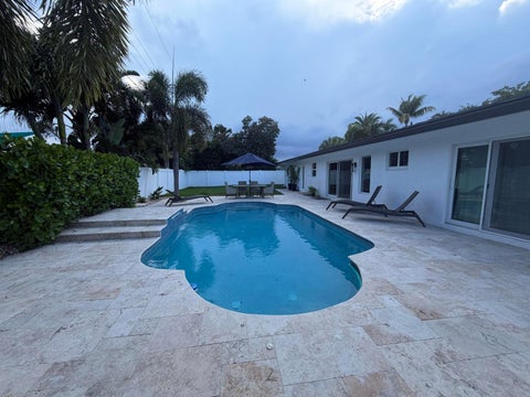 Tiny photo for 2620 NE 53rd Street, Lighthouse Point, FL 33064 (MLS # B26043790)