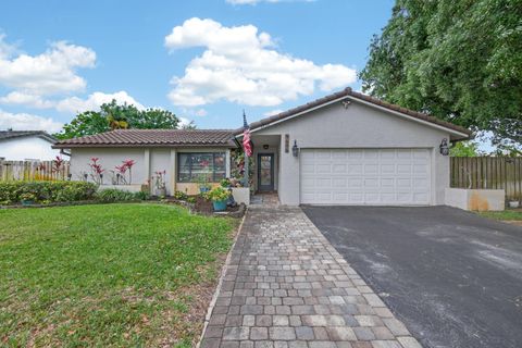 Photo of 9696 NW 28th Place, Coral Springs, FL 33065 (MLS # B26011220)