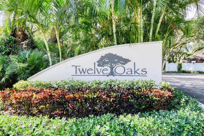 Nicely renovated 1/1 with a spacious living area in charming gated community close to beaches, restaurants and shopping. Community also offers a tennis court, clubhouse, pool and boat slip (if available). Partially furnished on 2nd floor. Intracoastal views from the balcony and Primary bedroom.