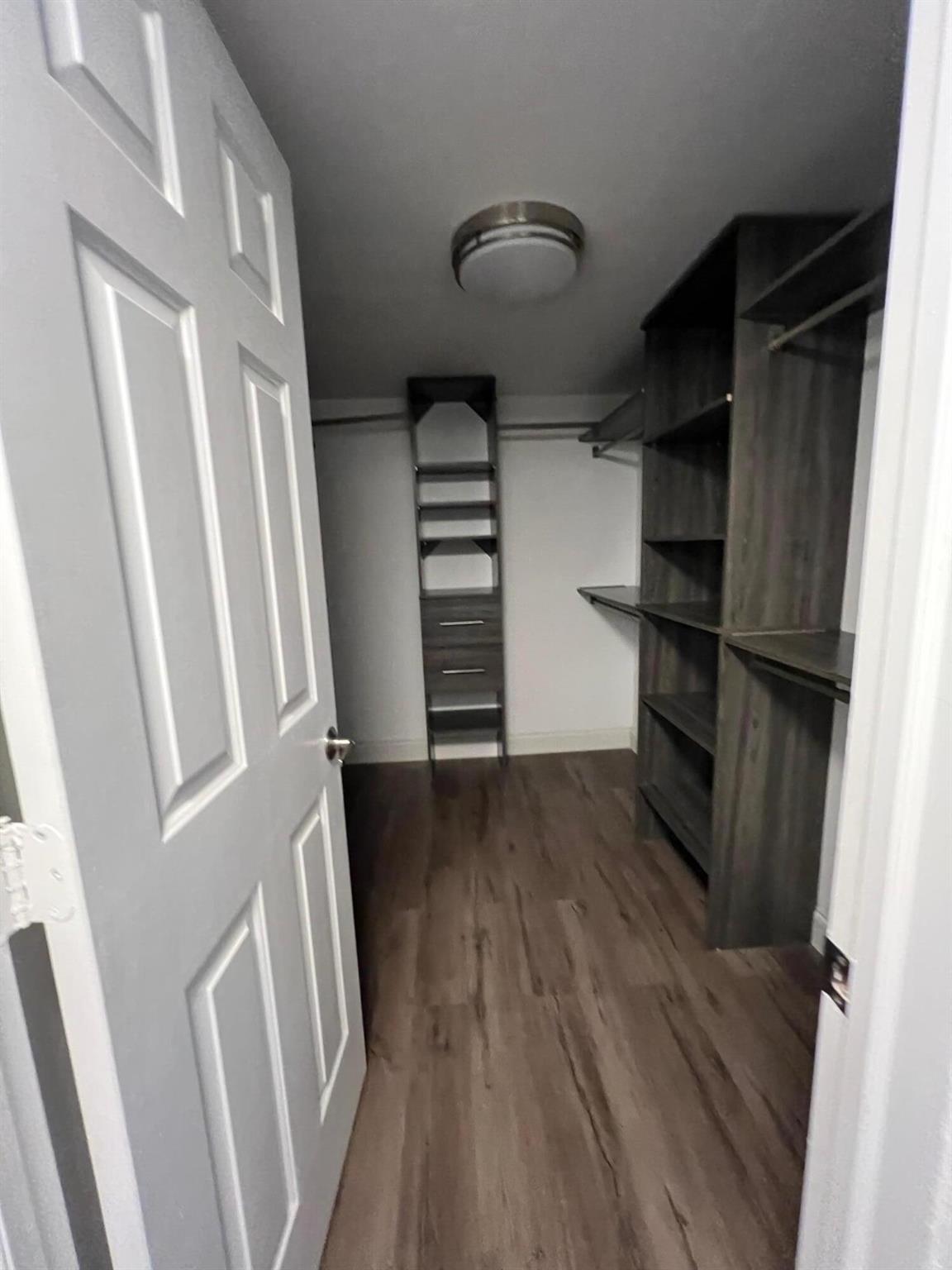 TWELVE OAKS CONDO - Residential Lease