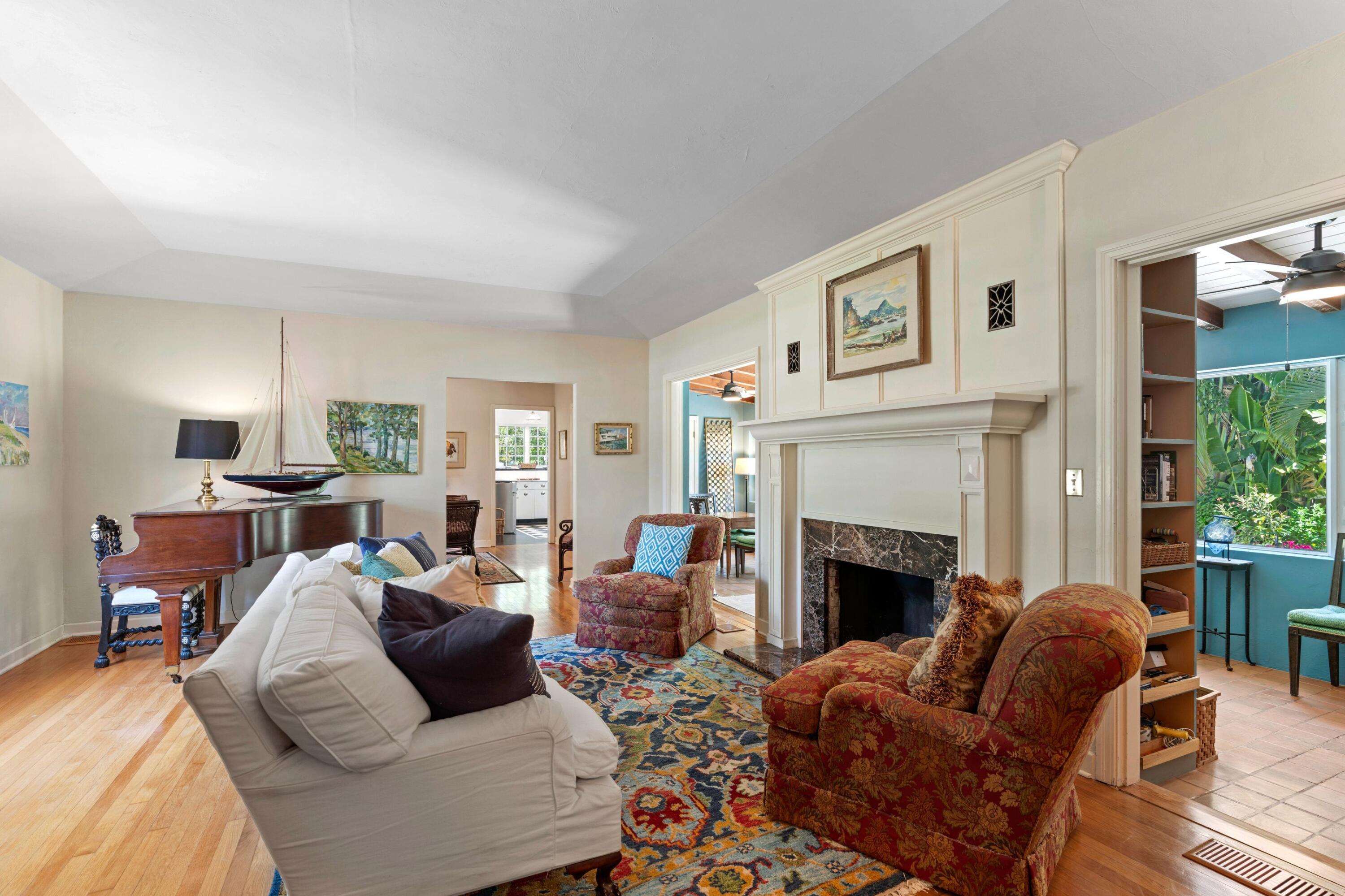 COLLEGE PARK - Residential