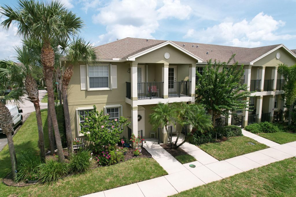 Photo of 2151 SE Eatonville Drive, Port Saint Lucie, FL 34952 (MLS # B26027422)