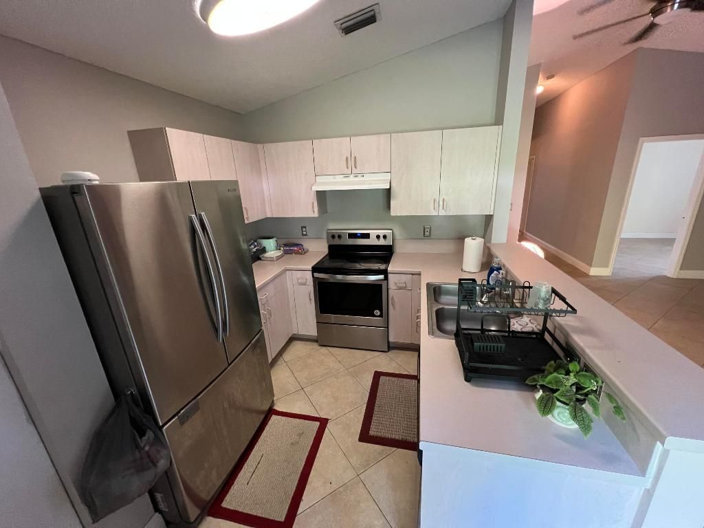 Photo of 713 W Key Street W, Boynton Beach, FL 33426 (MLS # R11113112)
