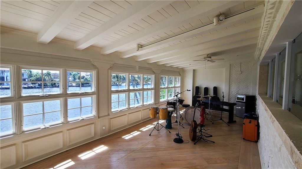 Kents Island 15-22 B - Residential