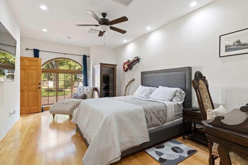 Kents Island 15-22 B - Residential