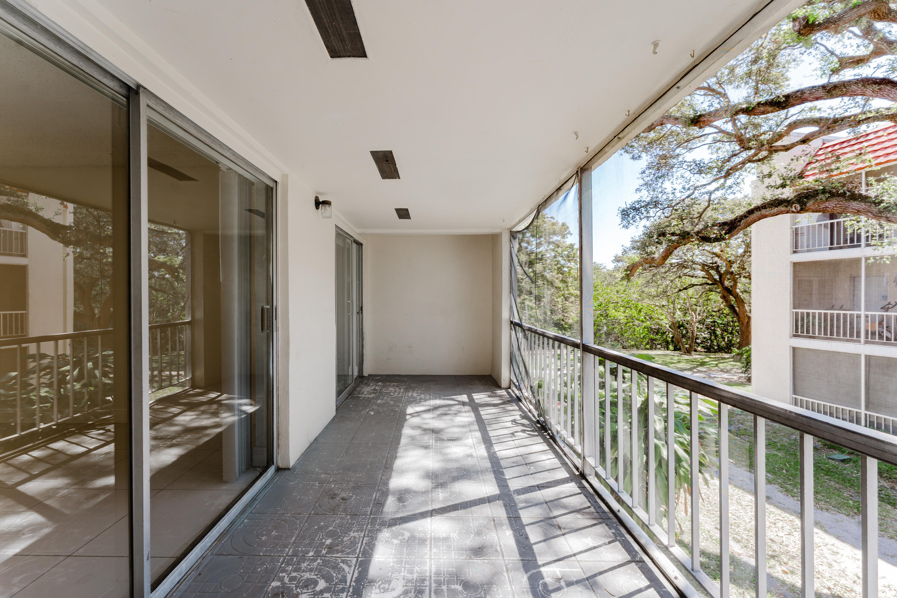 SPANISH OAKS CONDO - Residential