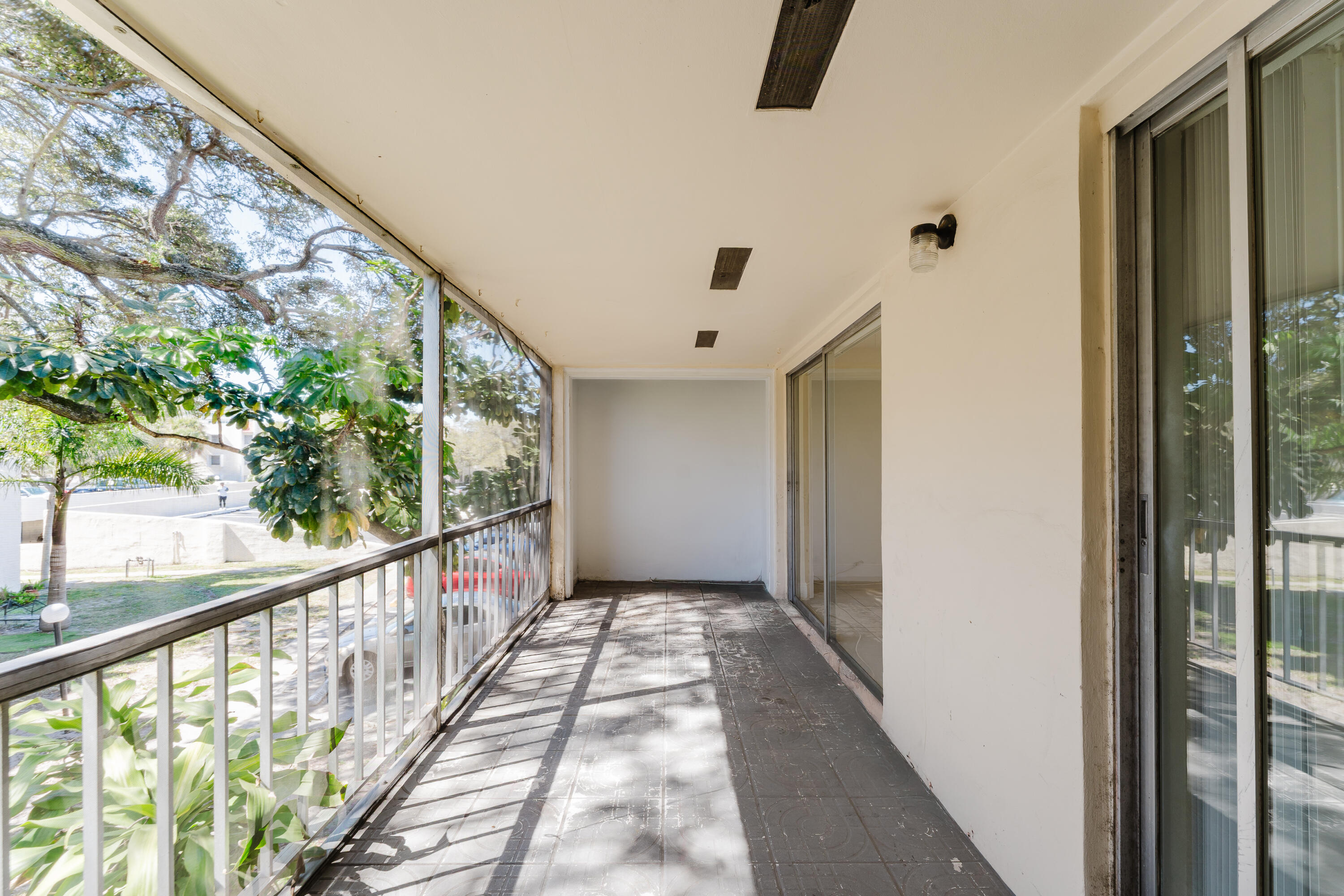 SPANISH OAKS CONDO - Residential