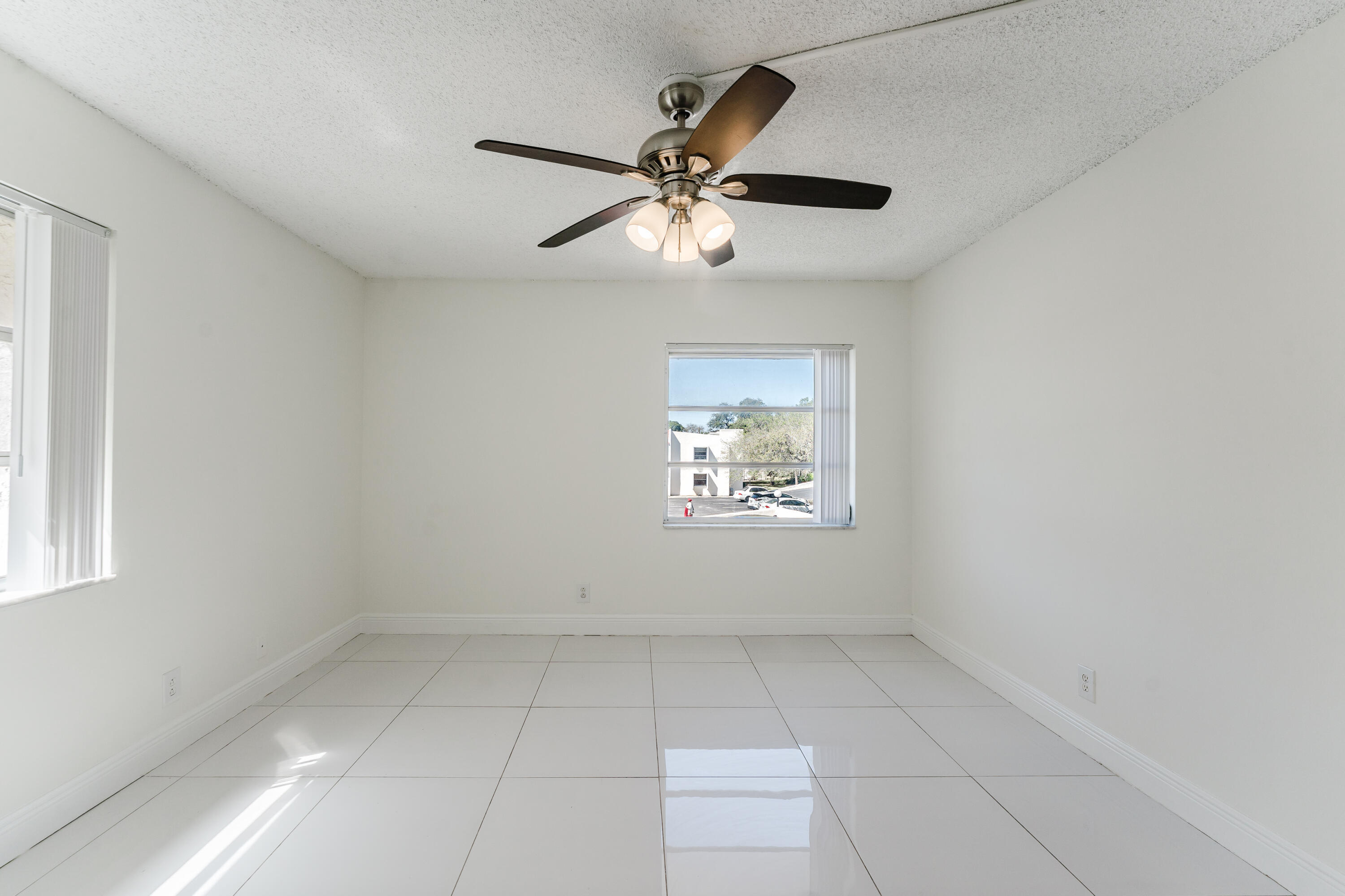 SPANISH OAKS CONDO - Residential