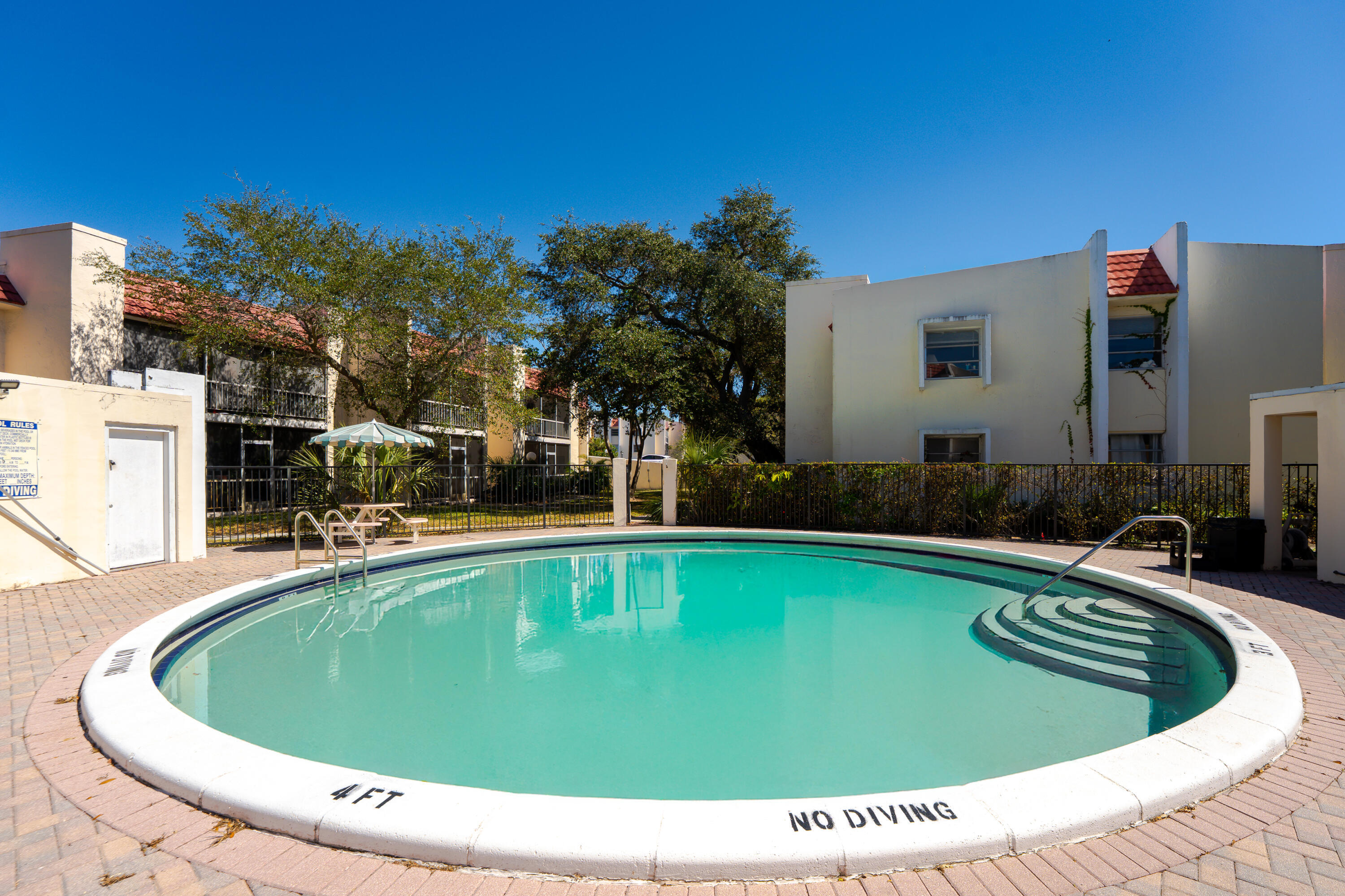 SPANISH OAKS CONDO - Residential