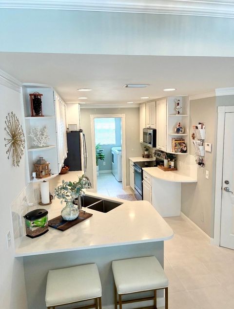 454 Capistrano Drive Palm Beach Gardens FL 33410