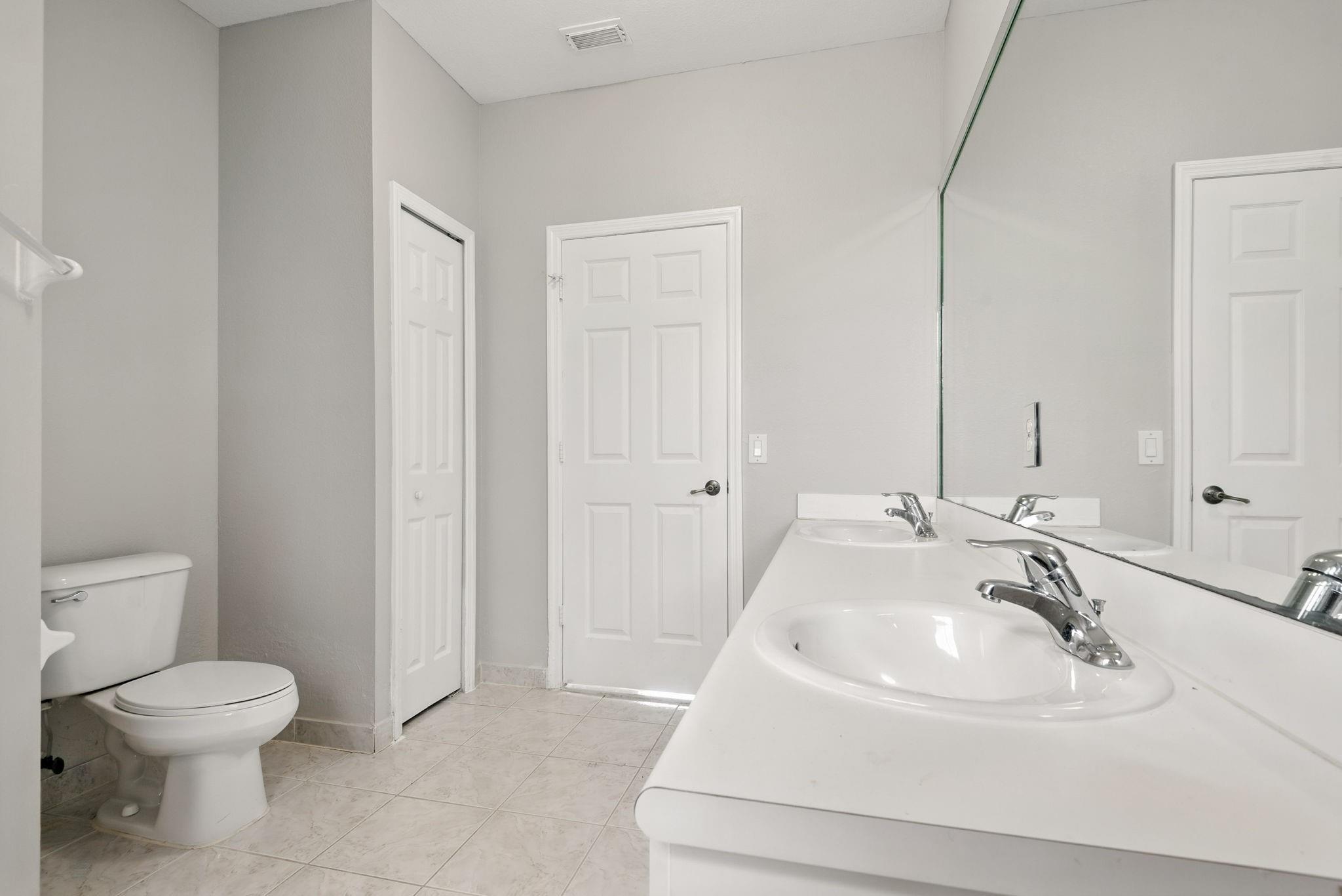 RIVERSIDE AT BISC NATL PK - Residential