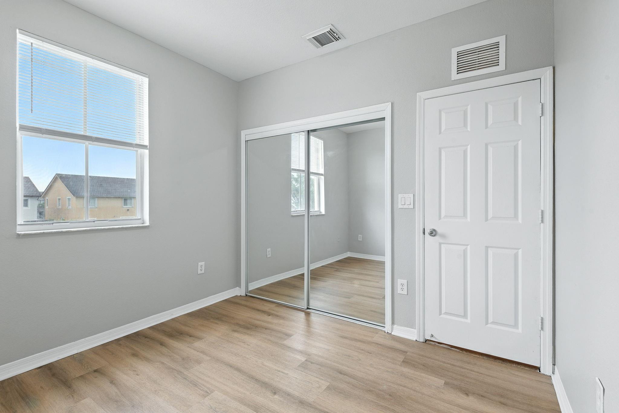 RIVERSIDE AT BISC NATL PK - Residential