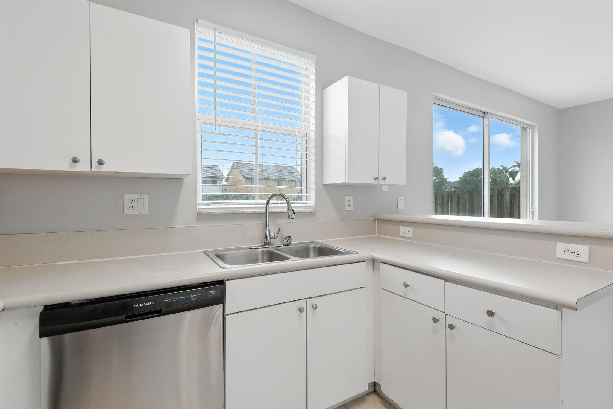 RIVERSIDE AT BISC NATL PK - Residential