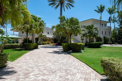 170 Sapodilla Dr, Islamorada, FL MLS: F10467199