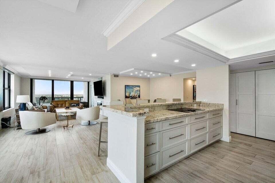 3115 S Ocean Boulevard 1001