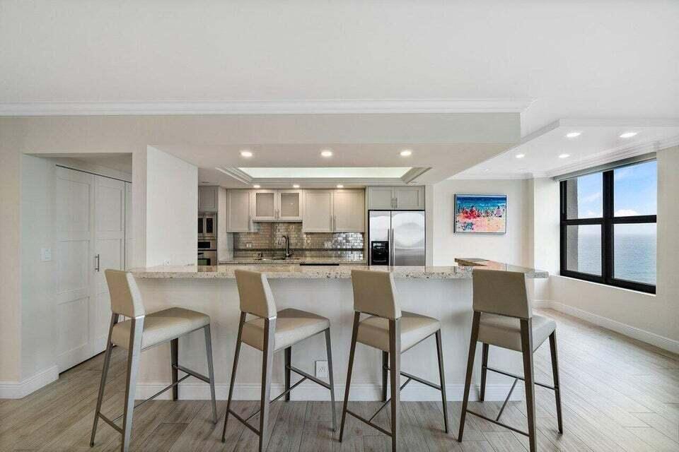 3115 S Ocean Boulevard 1001