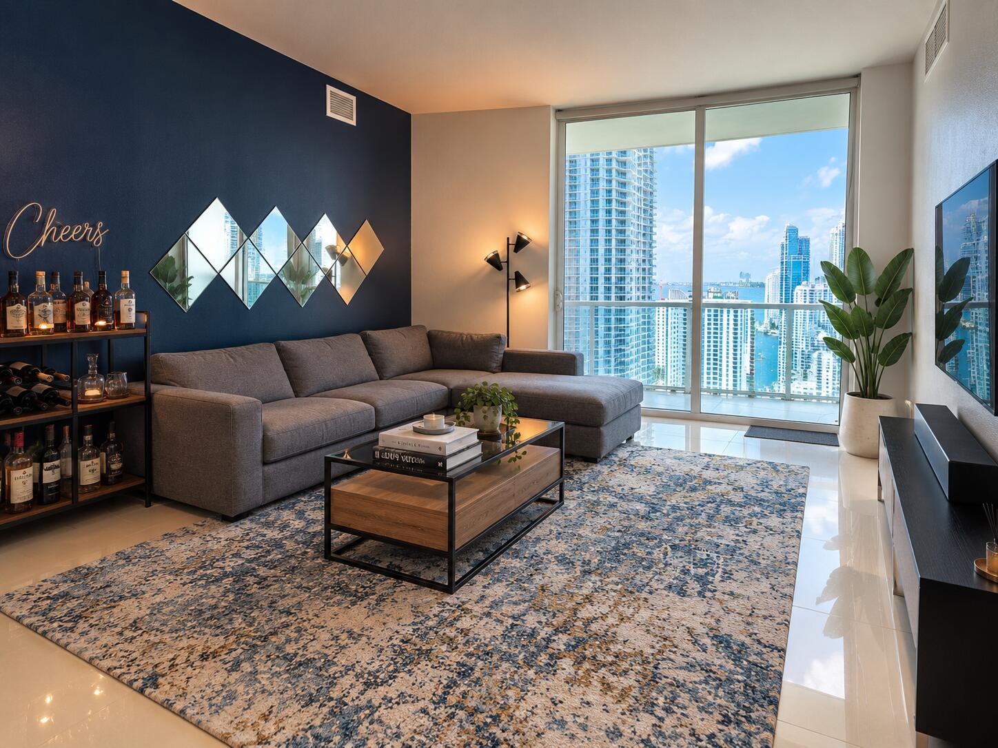 1900 N Bayshore Drive 2604