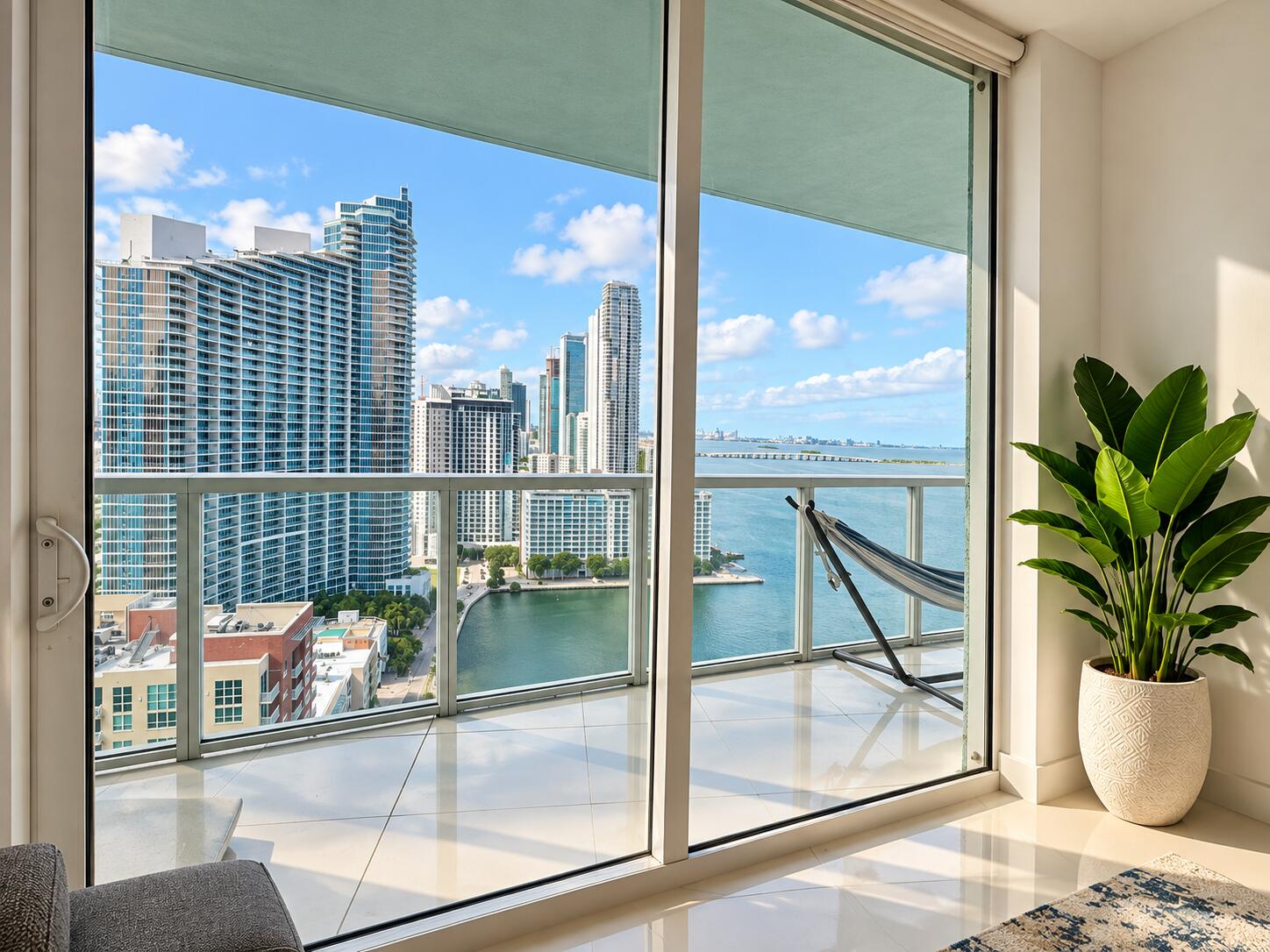 1900 N Bayshore Drive 2604