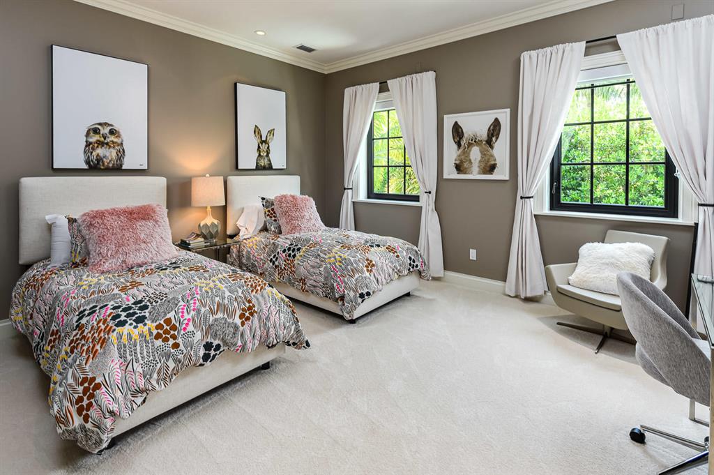 FLORAL PARK - Residential