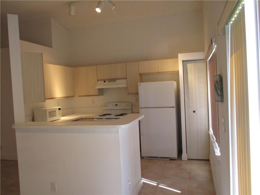 ORANGE DRIVE-PINE ISLAND - Residential