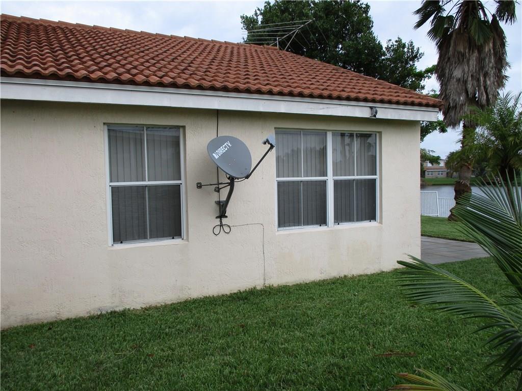 ORANGE DRIVE-PINE ISLAND - Residential