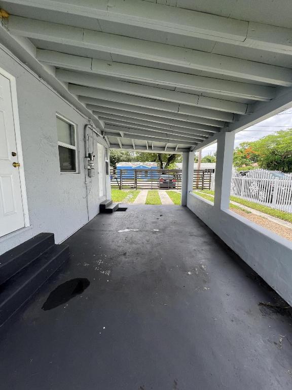 NORTH MIAMI ESTS - Residential Lease