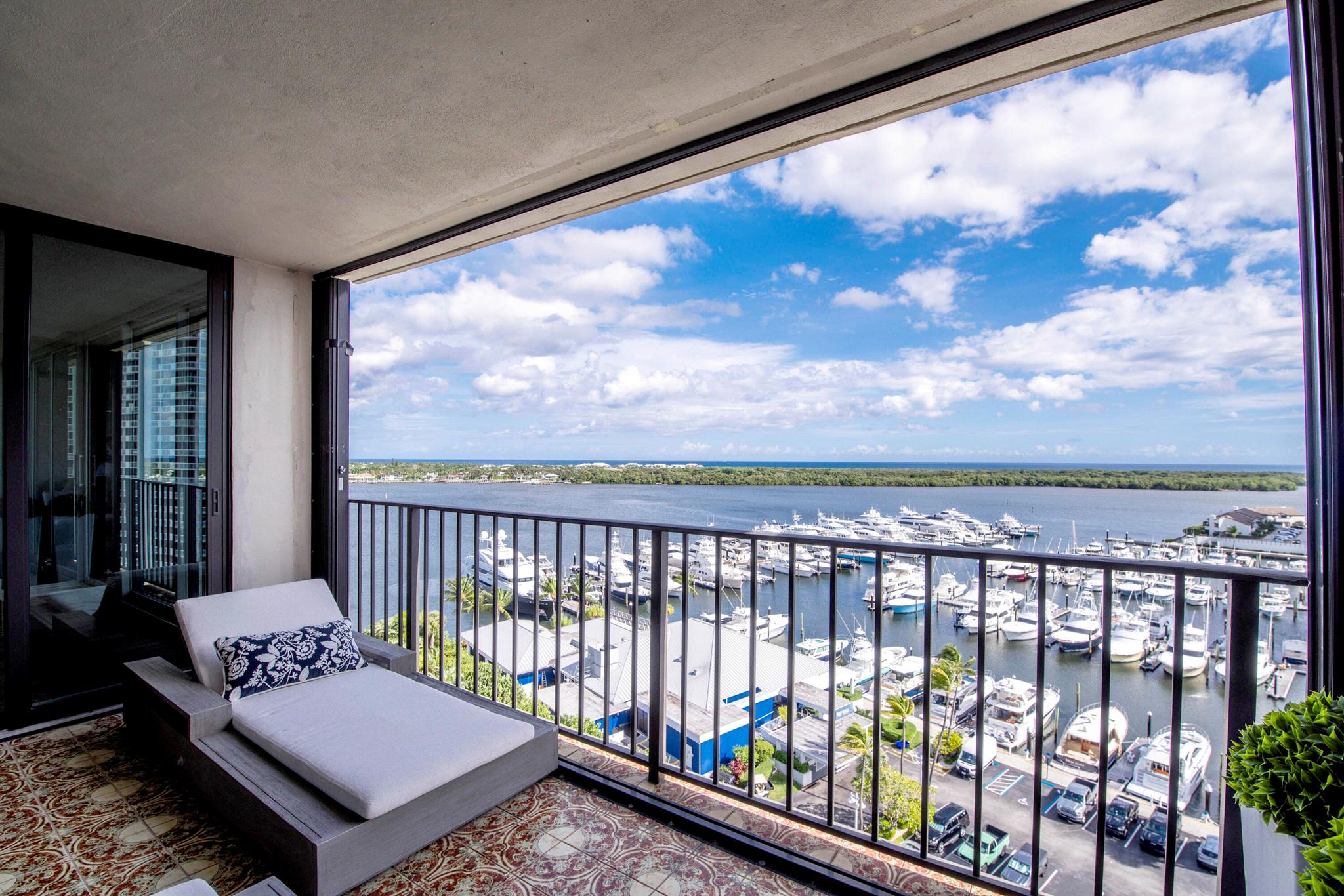 Quay South at Old Port Co - Residential