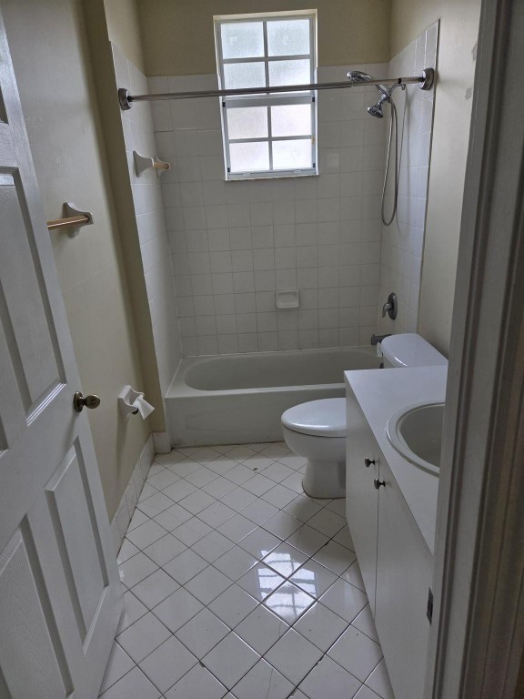 VILLAS AT CARMEL - Residential