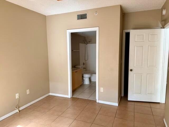 CONDOMINIUMS AT COURTNEY - Residential Lease