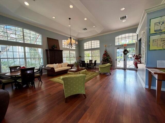 CONDOMINIUMS AT COURTNEY - Residential Lease