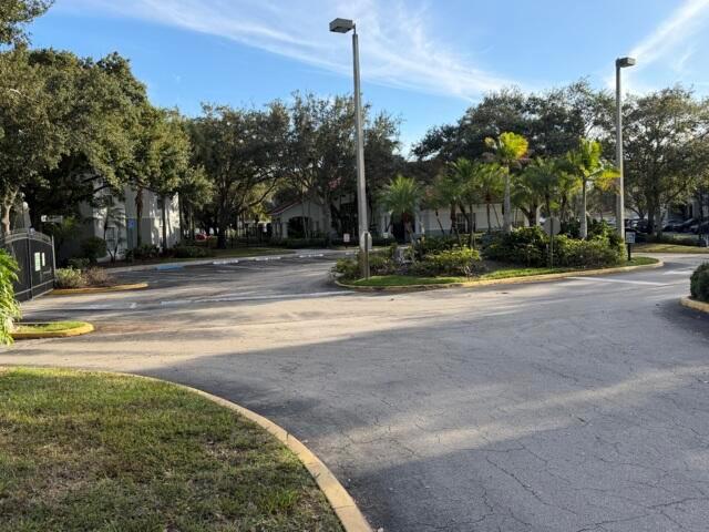 CONDOMINIUMS AT COURTNEY - Residential Lease