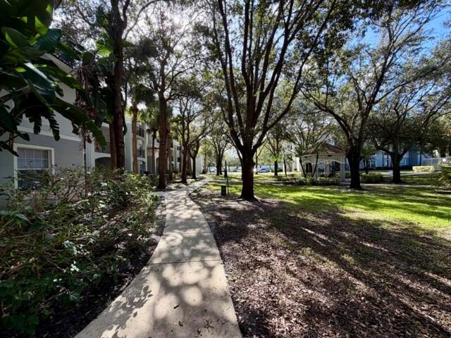 CONDOMINIUMS AT COURTNEY - Residential Lease