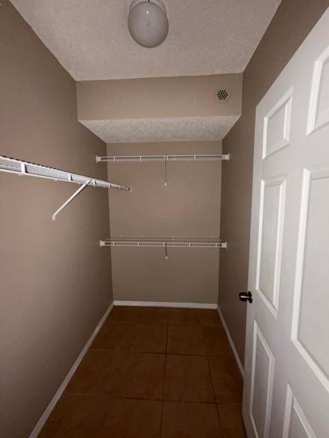 CONDOMINIUMS AT COURTNEY - Residential Lease