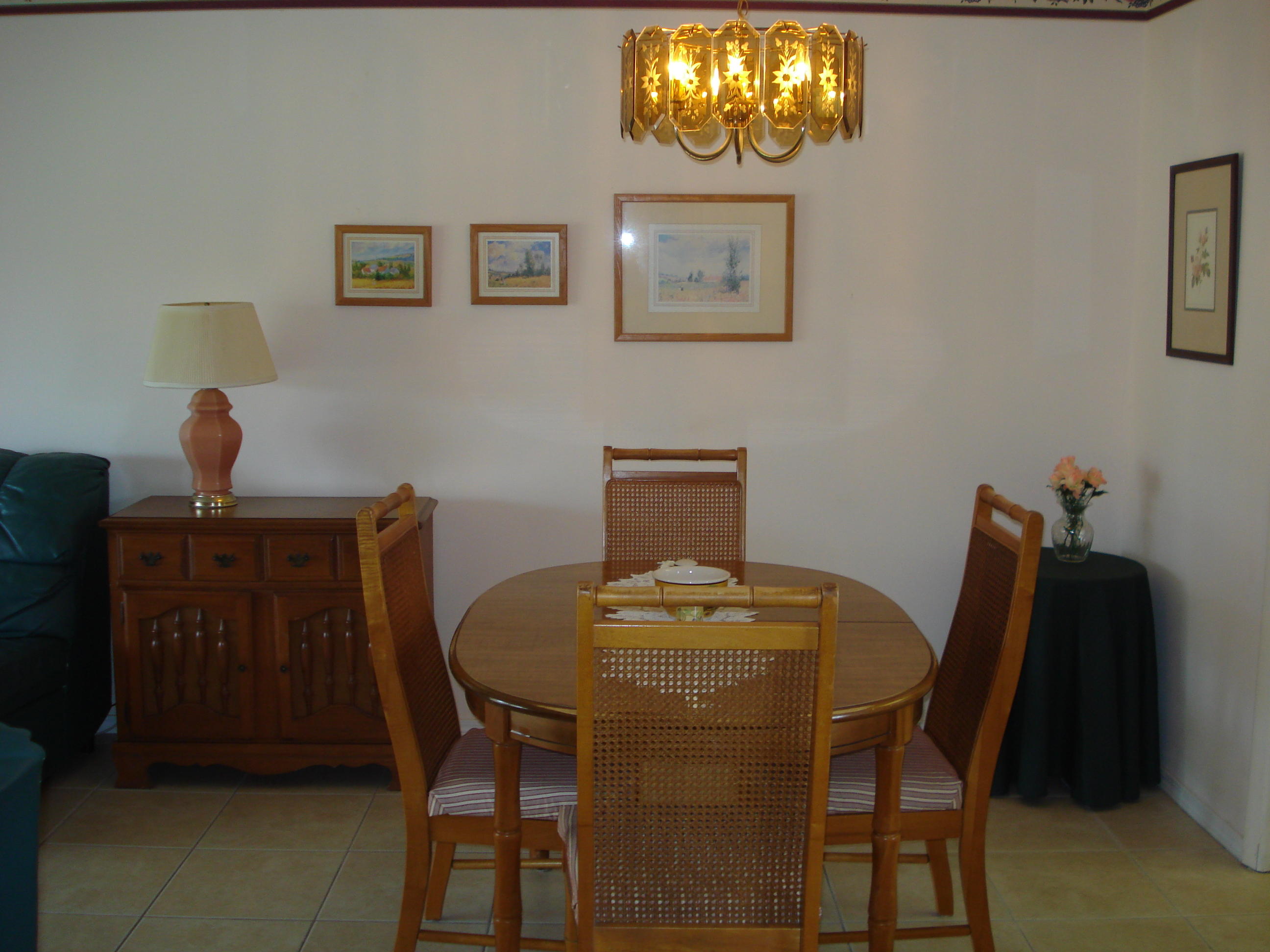 CRESTHAVEN VILLAS CONDO 20 - Residential